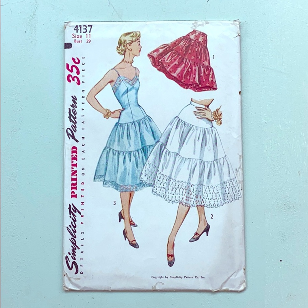 Vintage Simplicity 4137 Sewing Pattern